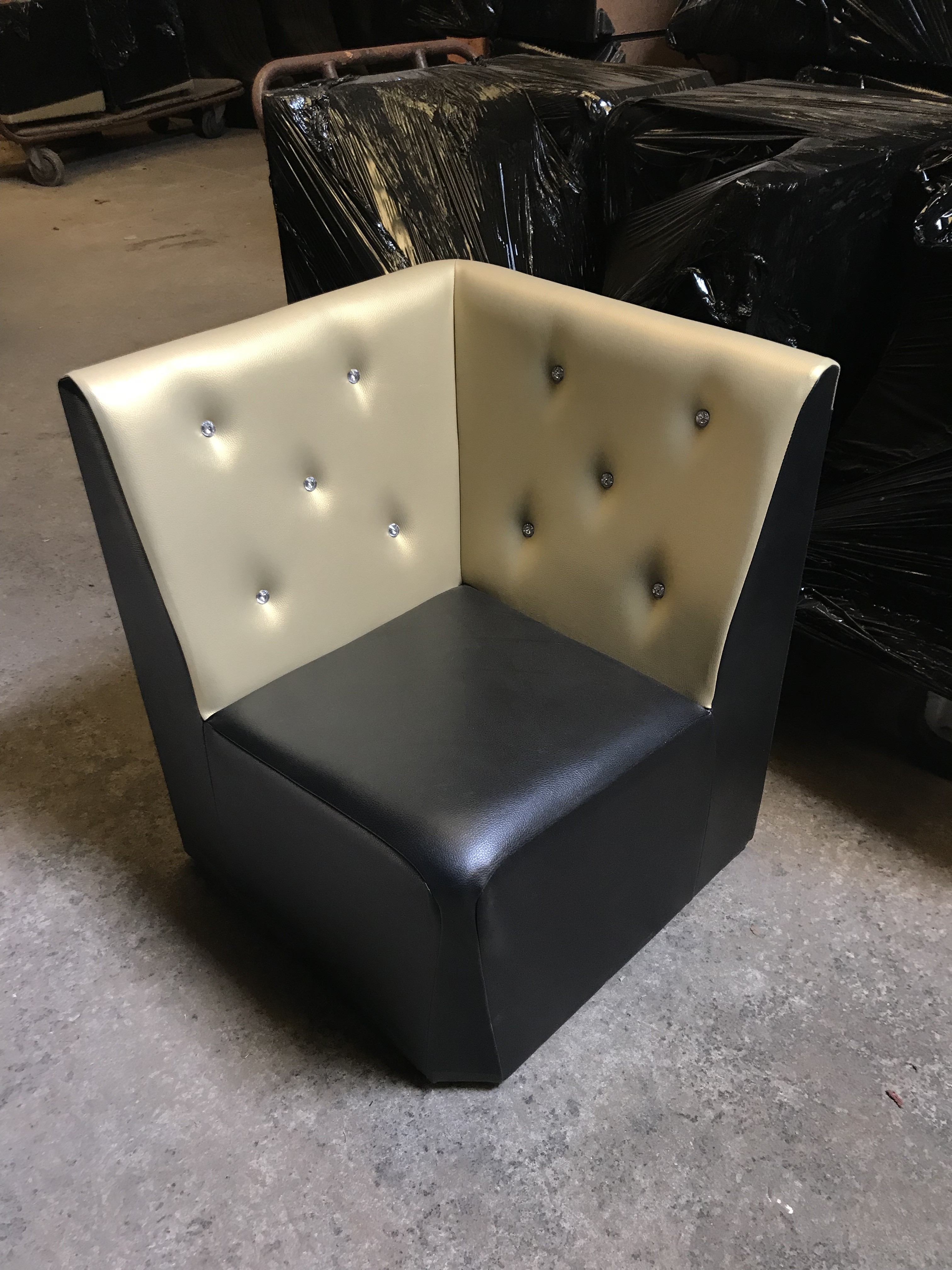 banquette chicha sans bouton hauteur 82 cm angle